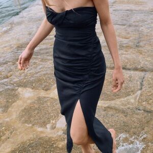 BNWT Dark Navy Ruched Linen Blend Zara Dress